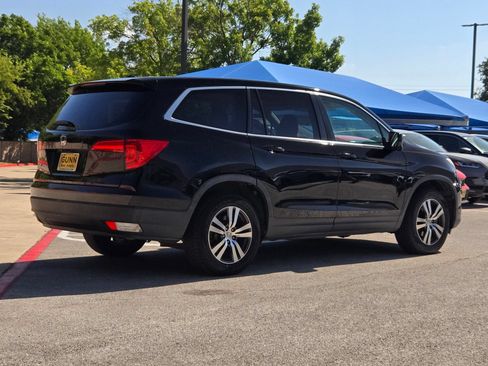 Used 2017 Honda Pilot EX-L image 3