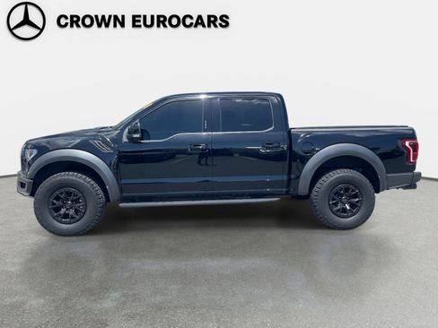 Used 2018 Ford F150 Raptor w/ Equipment Group 802A Luxury image 2