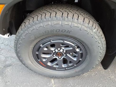 New 2026 Nissan Frontier PRO-4X w/ Tow Package image 9