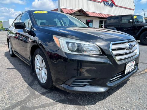 Used 2015 Subaru Legacy 2.5i Premium w/ Moonroof Package AWD/4WD image 3