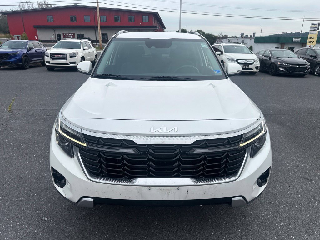 Used 2024 Kia Seltos S AWD/4WD image 8