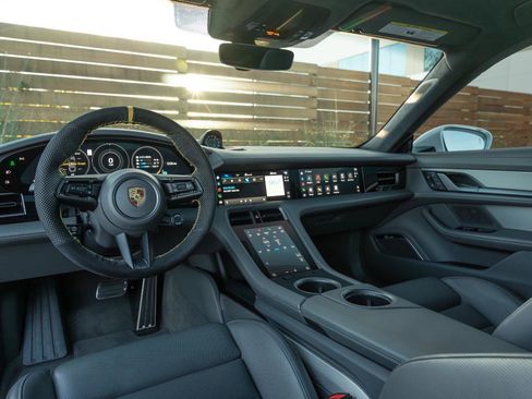 Used 2022 Porsche Taycan Turbo S image 71