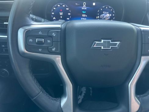 Used 2023 Chevrolet Tahoe Z71 w/ Luxury Package AWD/4WD image 31
