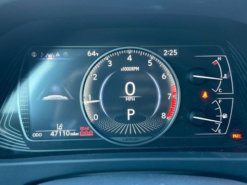 Used 2021 Lexus UX 200 w/ Accessory Package (Z2) image 24