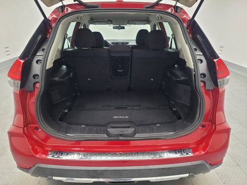 Used 2017 Nissan Rogue S FWD image 30