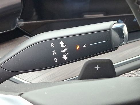 New 2026 Chevrolet Suburban Z71 w/ Z71 Off-Road Package image 7