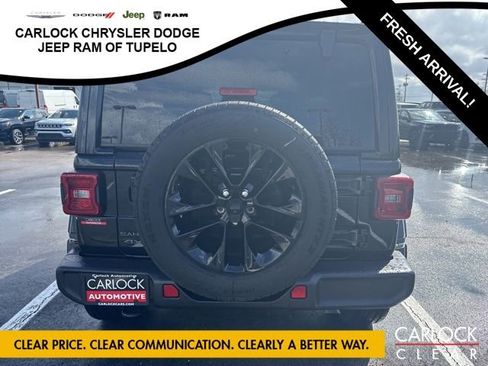 Used 2025 Jeep Wrangler Sahara image 8