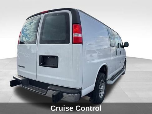 Used 2024 Chevrolet Express 2500 Work Van w/ Driver Convenience Package image 8