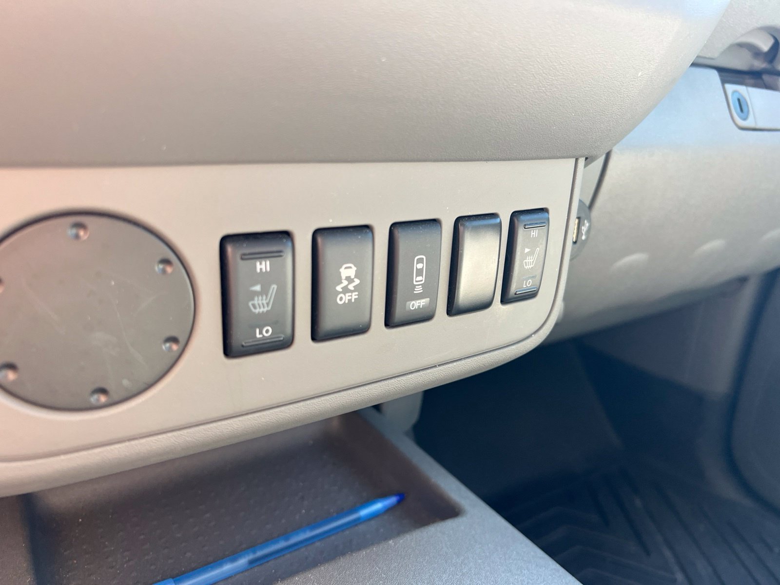 Used 2020 Nissan Frontier SV RWD image 15
