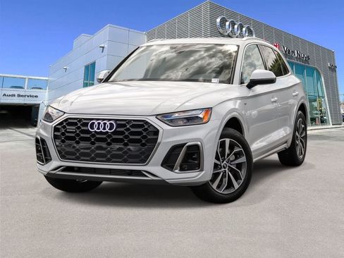 Used 2023 Audi Q5 2.0T Premium w/ Convenience Package AWD/4WD image 1