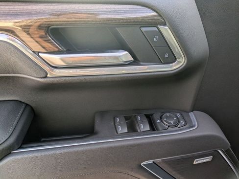 Used 2025 Chevrolet Silverado 1500 RST w/ Convenience Package II image 10