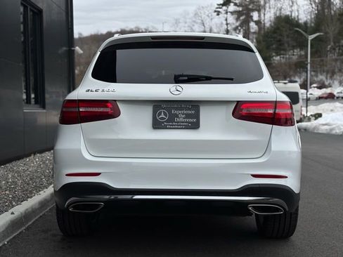 Used 2018 Mercedes-Benz GLC 300 4MATIC image 6