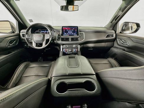 Used 2021 GMC Yukon SLT AWD/4WD image 30