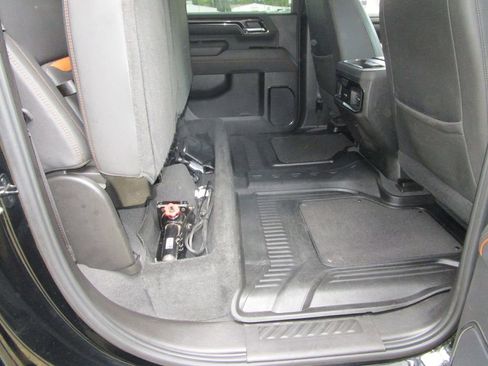 Used 2024 GMC Sierra 2500 AT4 w/ AT4 Premium Plus Package image 27