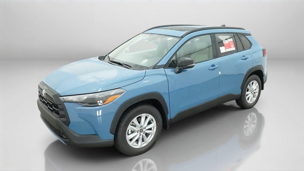 New 2026 Toyota Corolla Cross LE w/ Moonroof Package FWD image 1