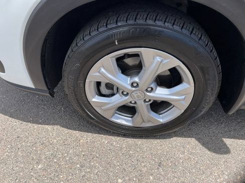 Certified 2024 Honda HR-V LX image 2