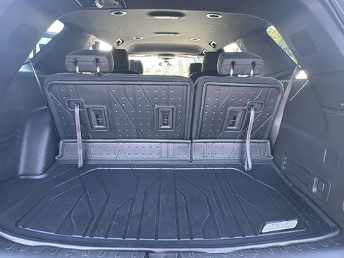 Used 2023 Chevrolet Traverse LT w/ LPO, Floor Liner Package AWD/4WD image 21
