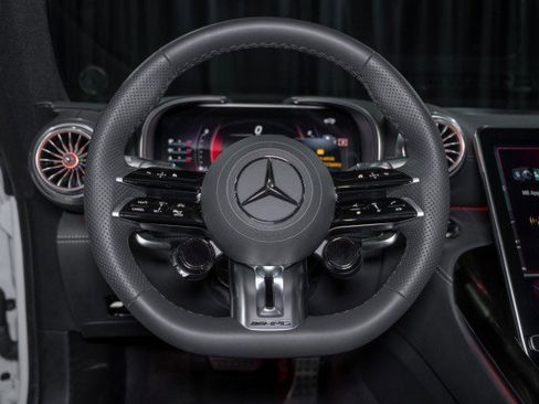 Used 2025 Mercedes-Benz SL 55 AMG 4MATIC image 21