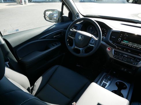 New 2026 Honda Ridgeline RTL image 9