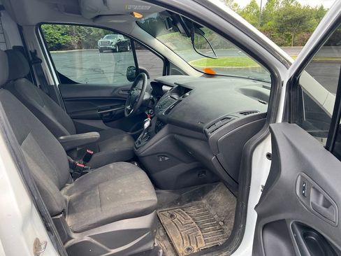 Used 2017 Ford Transit Connect XL FWD image 9