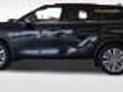 Used 2023 Toyota Highlander Platinum