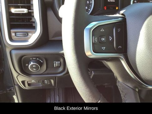 New 2026 RAM 1500 4x4 Crew Cab image 25