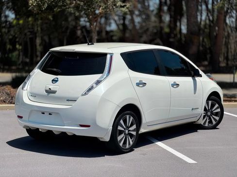 Used 2015 Nissan Leaf SV FWD image 6