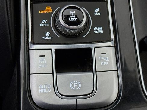 Used 2022 Kia Telluride EX w/ EX Premium Package AWD/4WD image 12