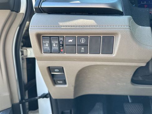 Used 2021 Honda Odyssey EX-L image 20