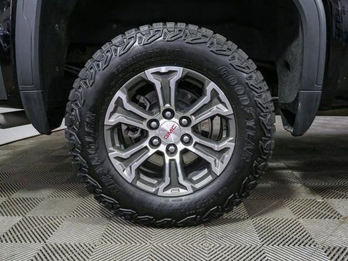 Used 2025 GMC Sierra 1500 Pro w/ Graphite Edition image 14