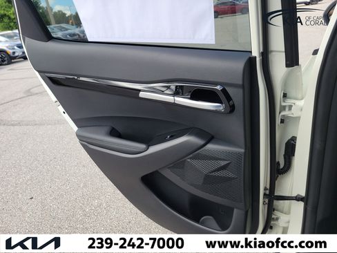 New 2026 Kia Seltos S FWD image 13