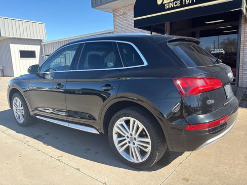 Used 2018 Audi Q5 Prestige w/ Prestige Package image 11