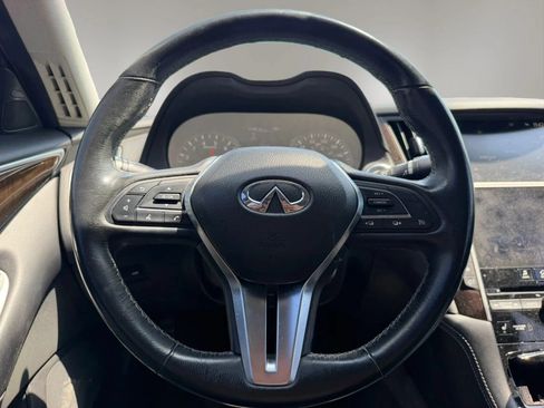 Used 2019 INFINITI Q50 Luxe w/ Essential Package (3.0T Luxe) RWD image 19