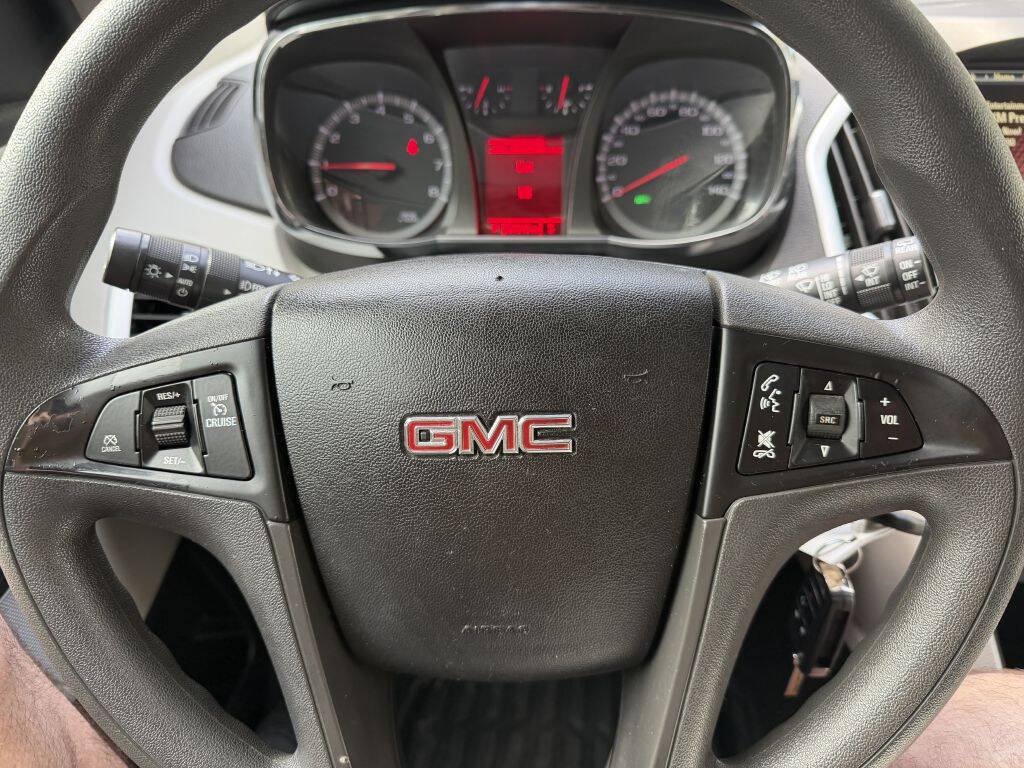 Used 2015 GMC Terrain SLE FWD image 13