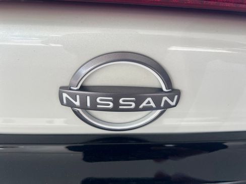 Certified 2023 Nissan Maxima SR w/ Sport Mat Group FWD image 33