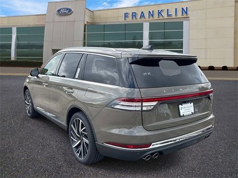 New 2025 Lincoln Aviator Reserve w/ Equipment Group 201A image 5