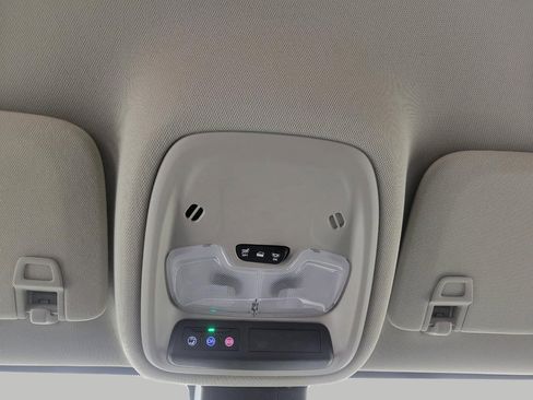 Used 2025 Buick Encore GX Preferred image 18