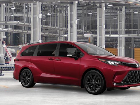 New 2026 Toyota Sienna XSE FWD image 16