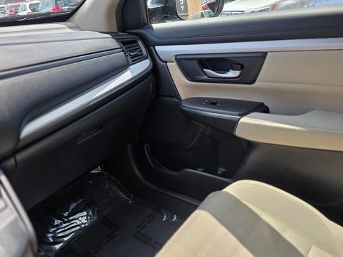 Used 2017 Honda CR-V LX image 33