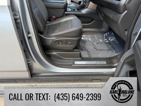 Used 2024 Chevrolet Suburban High Country w/ Advanced Technology Package AWD/4WD image 43