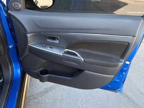 Used 2021 Mitsubishi Outlander Sport SE image 30