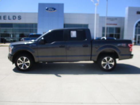 Used 2020 Ford F150 XL w/ Equipment Group 101A Mid AWD/4WD image 2