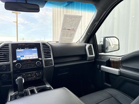 Used 2016 Ford F150 Lariat image 4