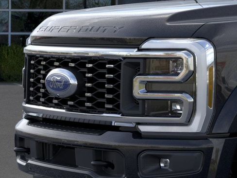 New 2026 Ford F450 Platinum w/ FX4 Off-Road Package image 17
