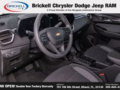 Used 2024 Chevrolet TrailBlazer LT FWD image 17