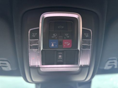 Used 2022 RAM 1500 Laramie w/ Sport Appearance Package image 24