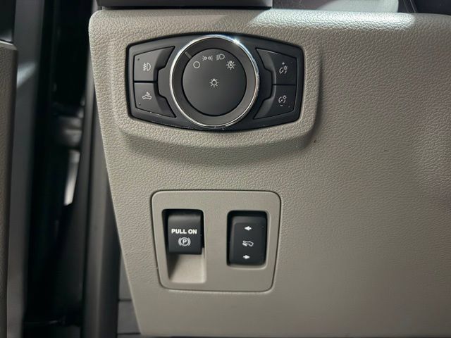 Used 2020 Ford F150 XLT w/ Equipment Group 302A Luxury AWD/4WD image 37