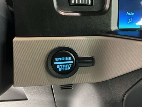 Used 2023 Ford Bronco Wildtrak image 25