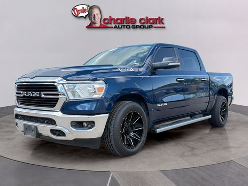 Used 2020 RAM 1500 Lone Star RWD image 2