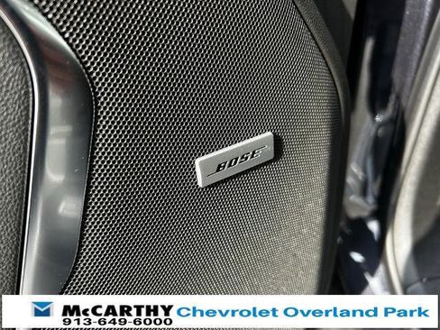 New 2025 Chevrolet Suburban Premier image 18